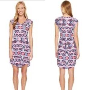 The North Face Women’s EZ Tee Dress Geometric Tribal Print Medium